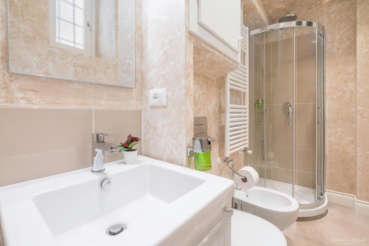 Wine Apartments Florence Barolo المظهر الخارجي الصورة