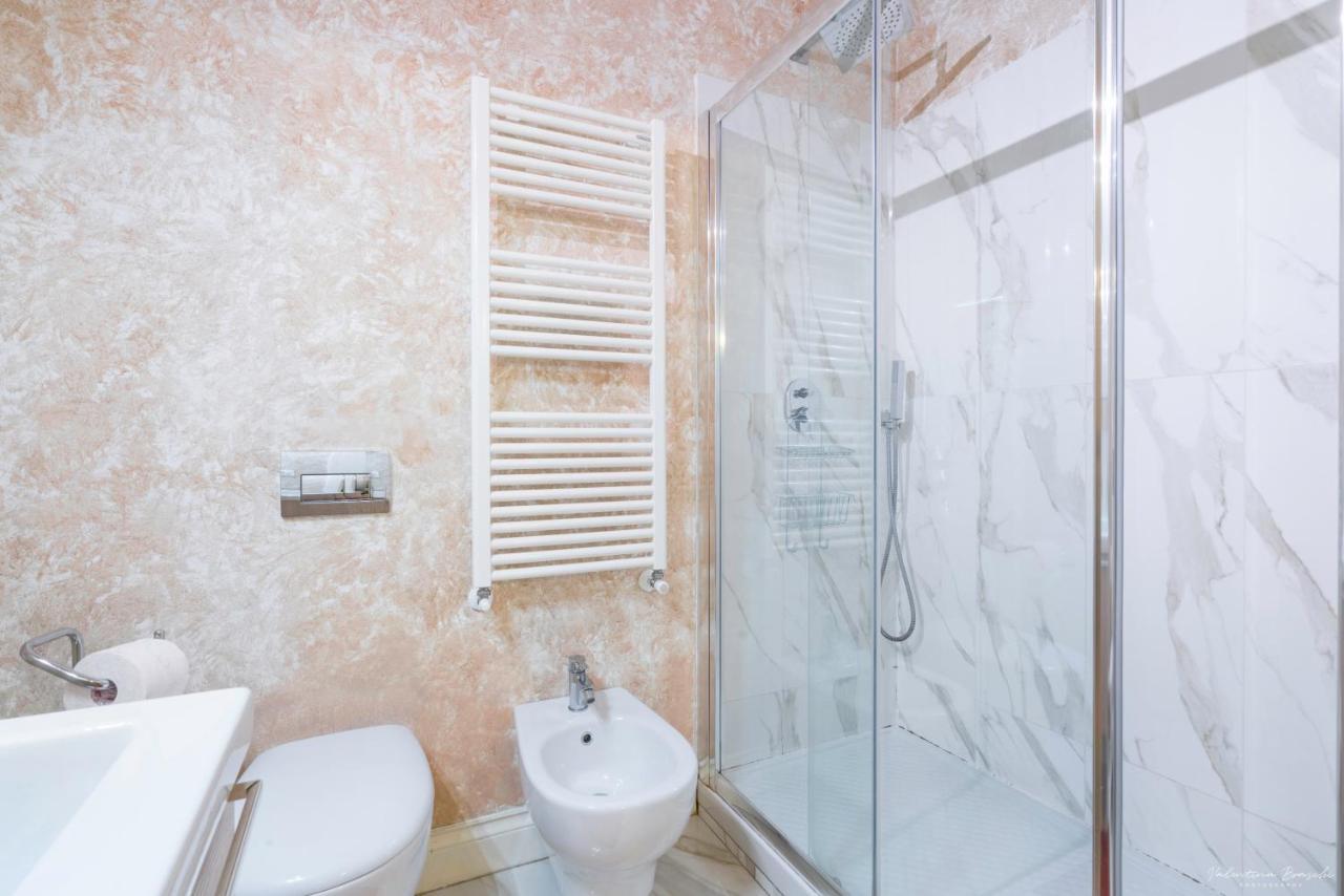 Wine Apartments Florence Barolo المظهر الخارجي الصورة