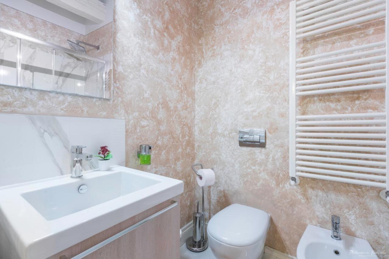 Wine Apartments Florence Barolo المظهر الخارجي الصورة